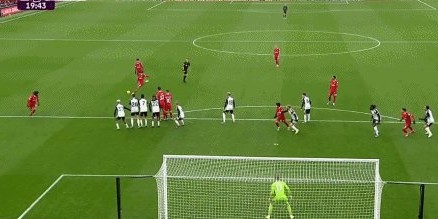 万博体育app-【英超】防守纸糊全靠世界波来救 利物浦4比3富勒姆