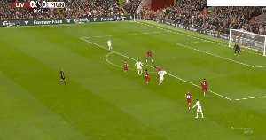 1702854395677017279.gif liv mun 67.gif